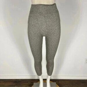 🌟OKAKIE  ribbed cropped leggings L